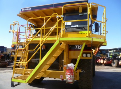 Cat 773D Rigid Dump Truck 1