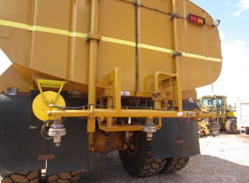 Cat 773D Rigid Water Cart 2