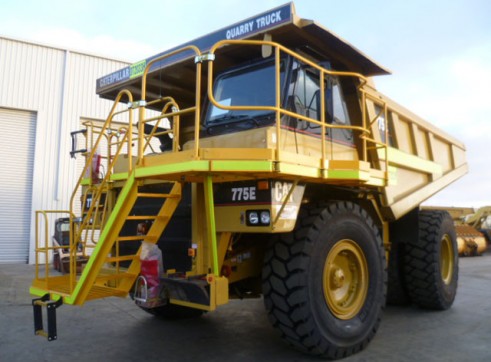 Cat 775E Rigid Dump Truck 3