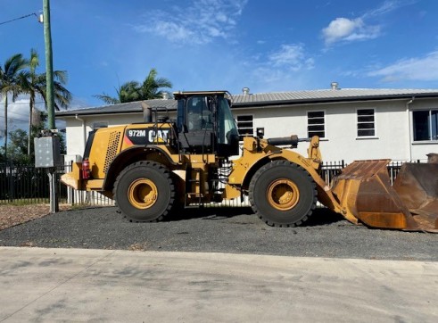 CAT 972 Loader 1