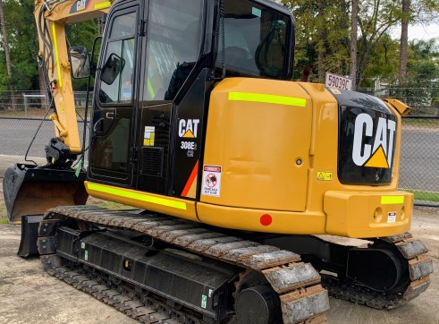 9T CAT Excavator 1