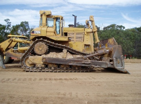 CAT D10N 2YD DOZER 1