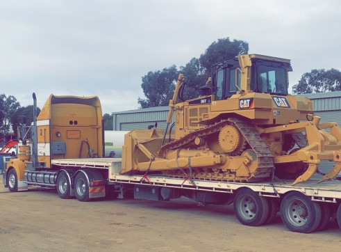 Cat D6T Dozer 1