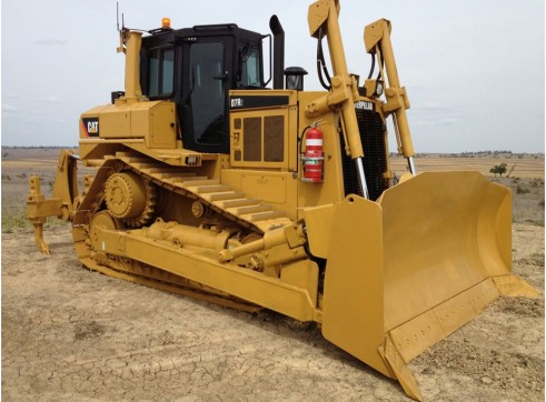 Cat D7R Dozer  1