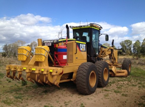 Caterpillar 14-M Grader 3