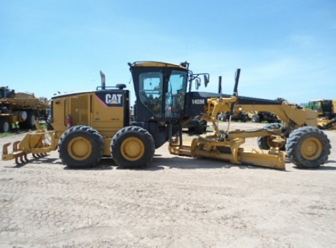 Caterpillar 140 Grader