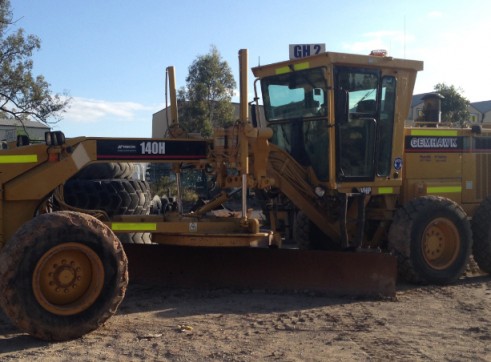 Caterpillar 140 Grader