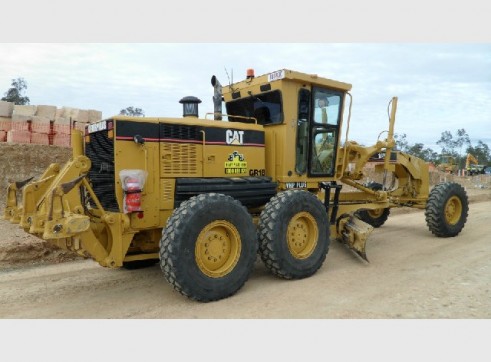 Caterpillar 140H-II Grader 4