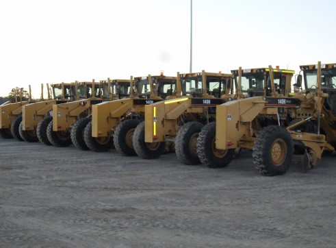 Caterpillar 140H-II Grader 1