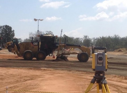 Caterpillar 140M Grader 3