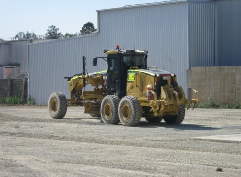 Caterpillar 140M Grader 3