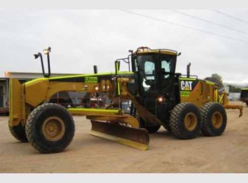 Caterpillar 14M Graders 1