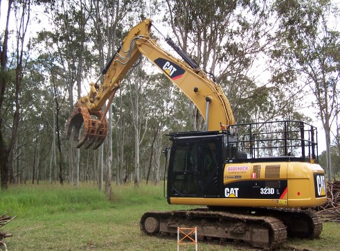 caterpillar 24t excavator 2