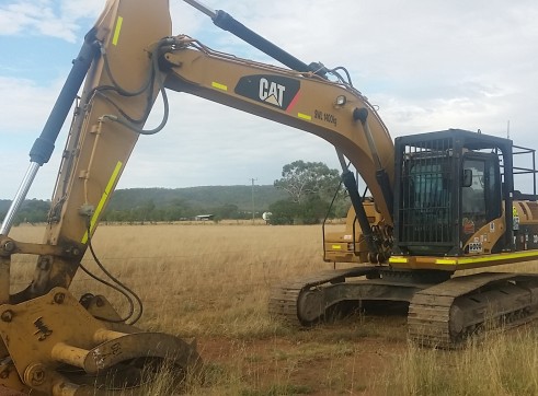 24T Caterpillar 324DL Excavator 1