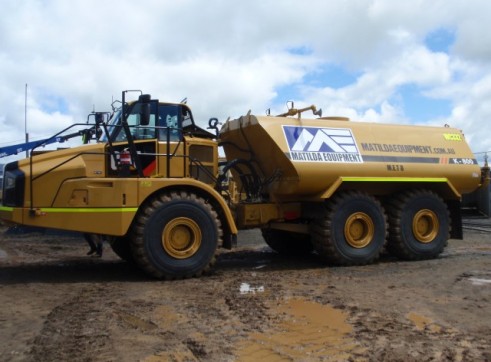 Caterpillar 740-B Water Cart 1