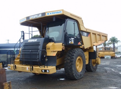 Caterpillar 773-F Dump Truck 3