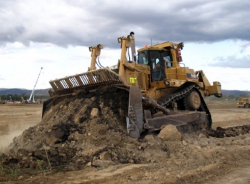 Caterpillar D10R Dozer 1