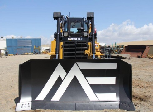 Caterpillar D6-R Dozer 3