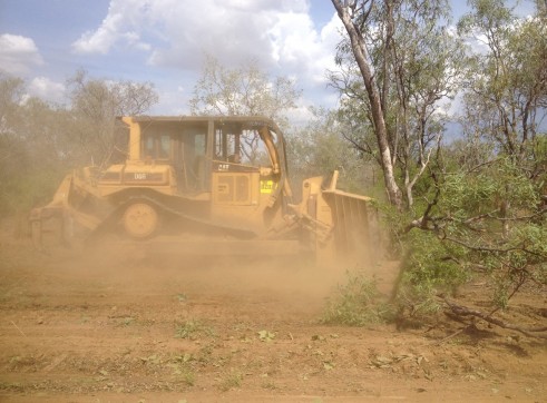 Caterpillar D6R Dozer 2