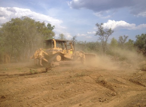 Caterpillar D6R Dozer 3