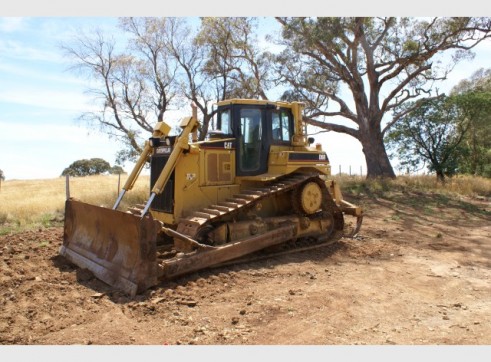 Caterpillar D6R  Dozer 1