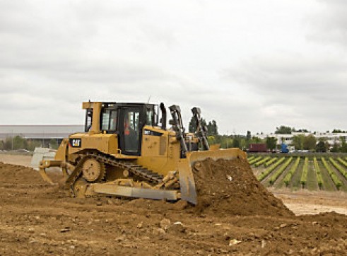 Caterpillar D6T Dozer