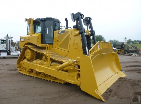 Caterpillar D8 Dozer 1