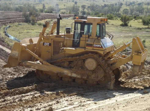 Caterpillar D9 Dozer 1