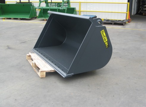 Compact Loader GP Bucket