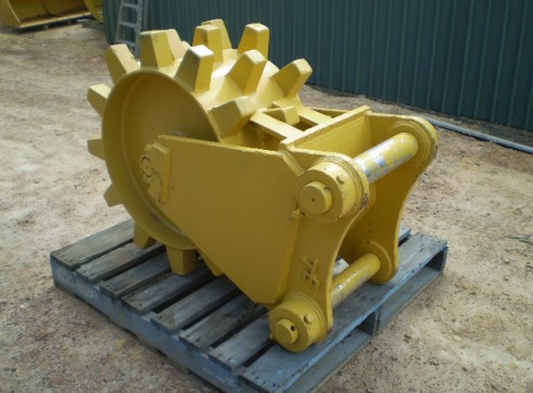Compaction Wheels and Compaction Plates FOR HIRE OR SALE from 5 to 50 Ton 2