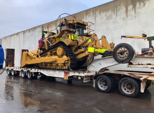 Dozer Caterpillar D8T 2