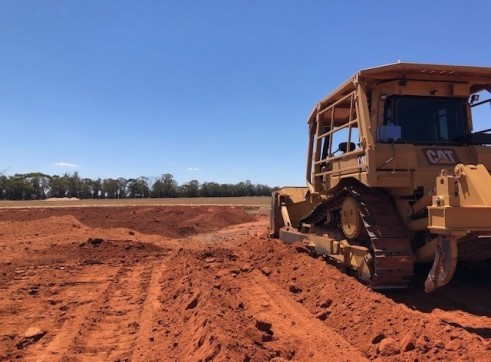 Dozer D6TXL w/operator 3