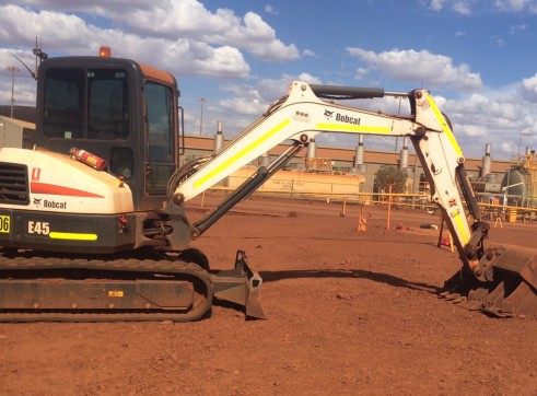 E45 Bobcat Excavator - 5T 2