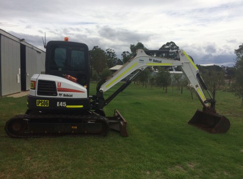 E45 Bobcat Excavator - 5T 5