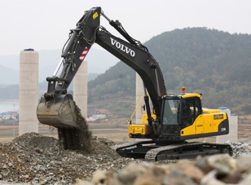 24T Volvo EC240CL Excavator