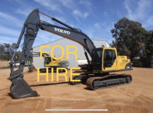 Excavator digger FOR HIRE 21 tonne Volvo 