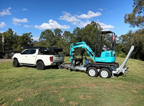 Excavator dry hire 1.7t 2
