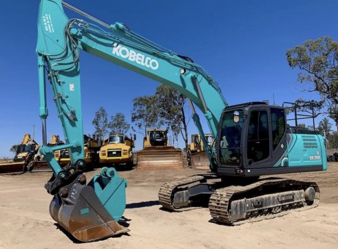 22T EXCAVATOR KOBELCO SK-200