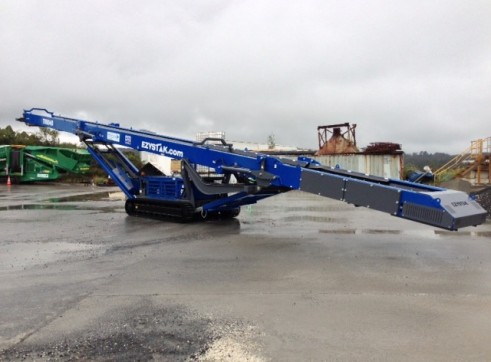 Ezystak T-8048 Track Conveyor 1