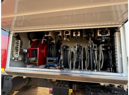 Hino FM500 Service Truck 5