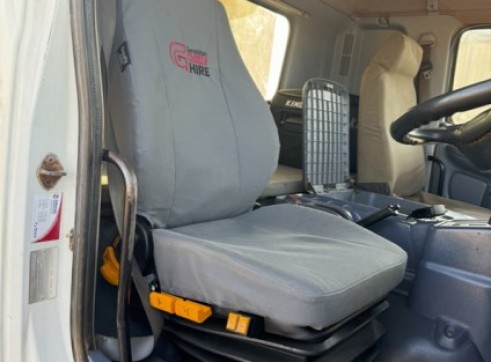 Hino FM500 Service Truck 7