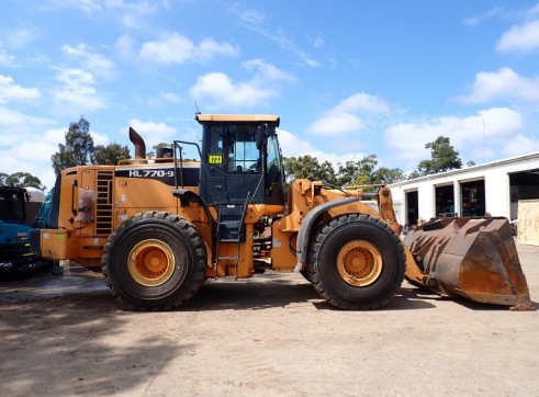 HYUNDAI HL770-9 LOADER