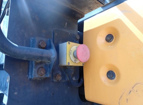 HYUNDAI HL770-9 LOADER 5