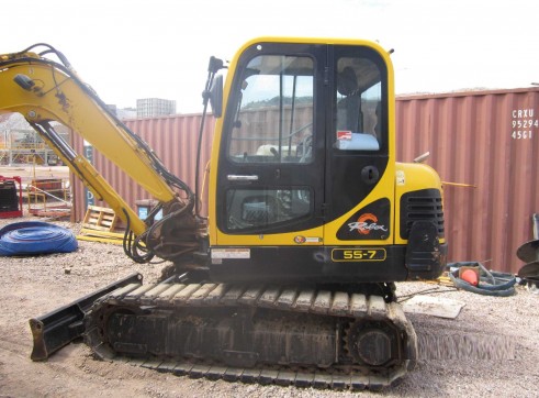 Hyundai R55-7 Midi Excavator 1