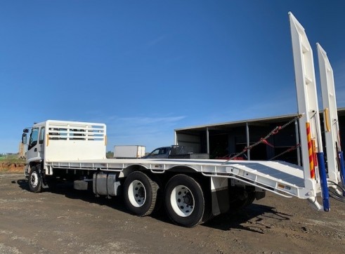 8T Isuzu FSR Beavertail Truck