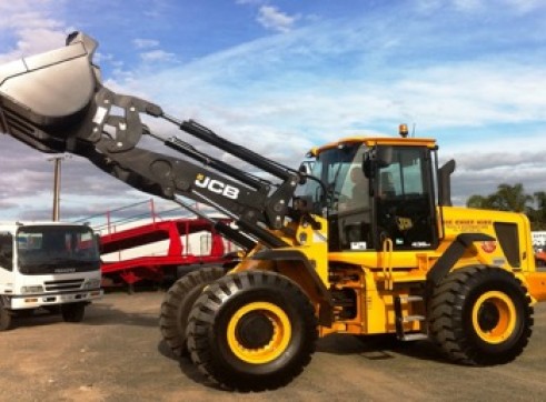 JCB 15 Ton Loader 1