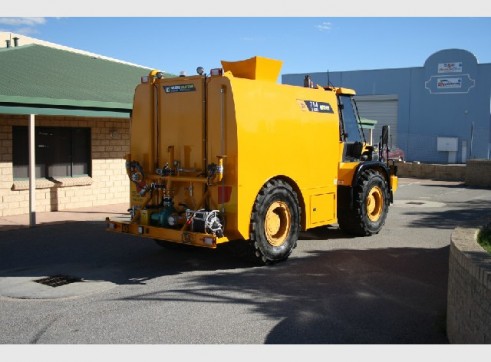 JCB Watercart - 13,500 Litres 3