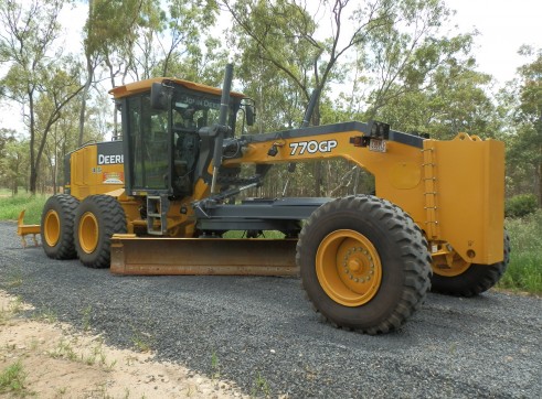 John Deere 770GP Grader