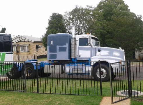 Kenworth Prime Mover - 480HP 2