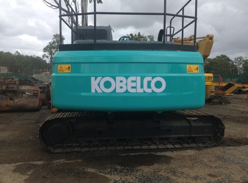 Kobelco SK200-8 2